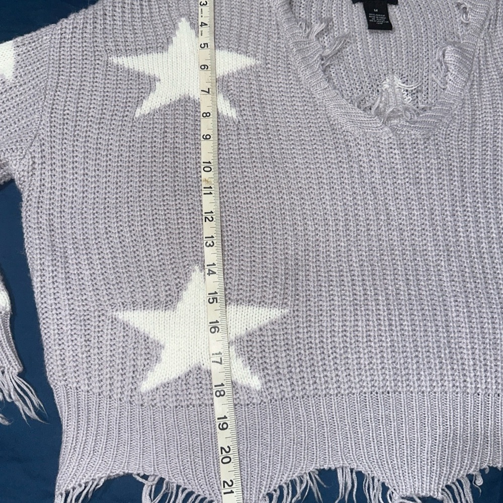 Just Polly New York Sweater Women’s M Purple Cropped Distressed Star Shark Bite - Picture 8 of 8